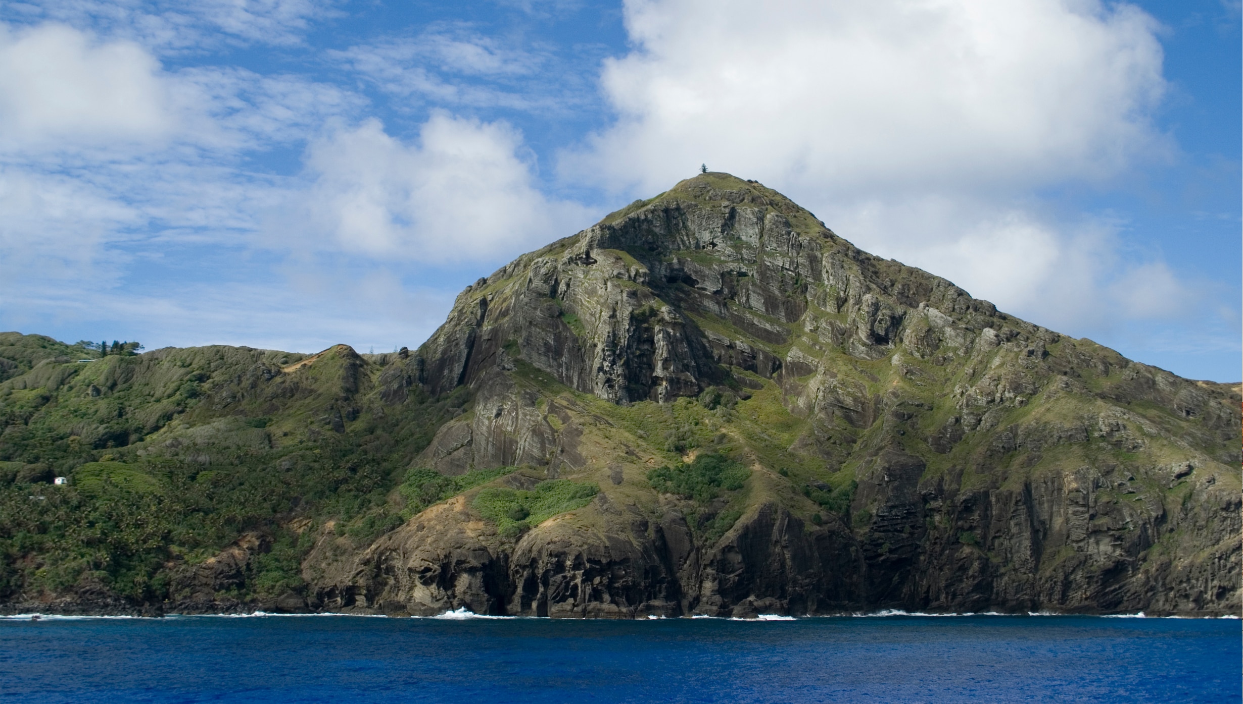 Cruise to Bounty Bay Passage, Pitcairn Islands | MSC Cruises